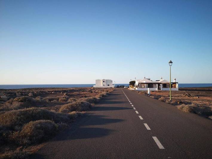 Location de vacances pour 8 personnes, avec Balcon et Terrasse ainsi que Jardin et Vue à La Santa - 3
