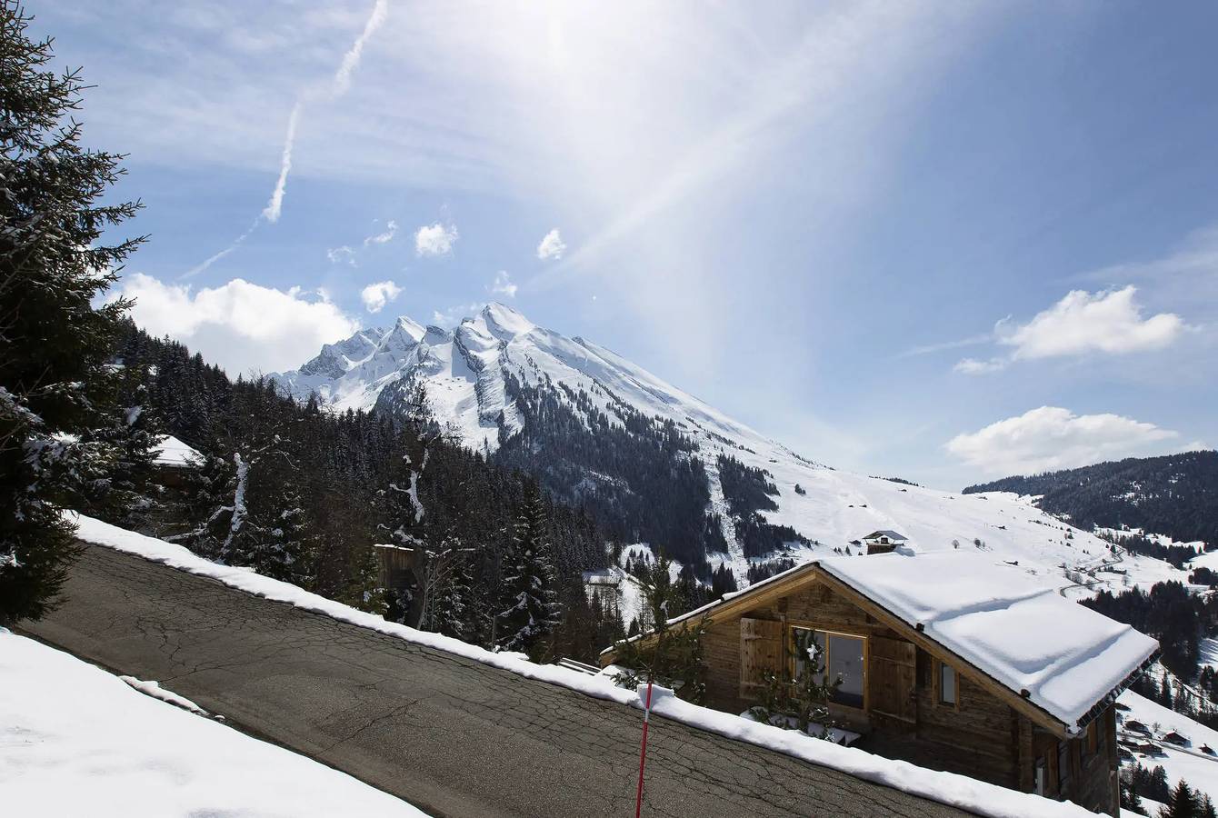 Magnifique Chalet 5, Vue panoramique, Sauna, Bain Norvégien, 5 chambres, Wifi, in La Clusaz, Région d'Annecy