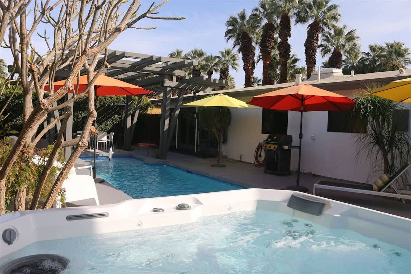 Mid-Century Oasis w Private Pool Mountain Views in Rancho Mirage, Coachella Valley
