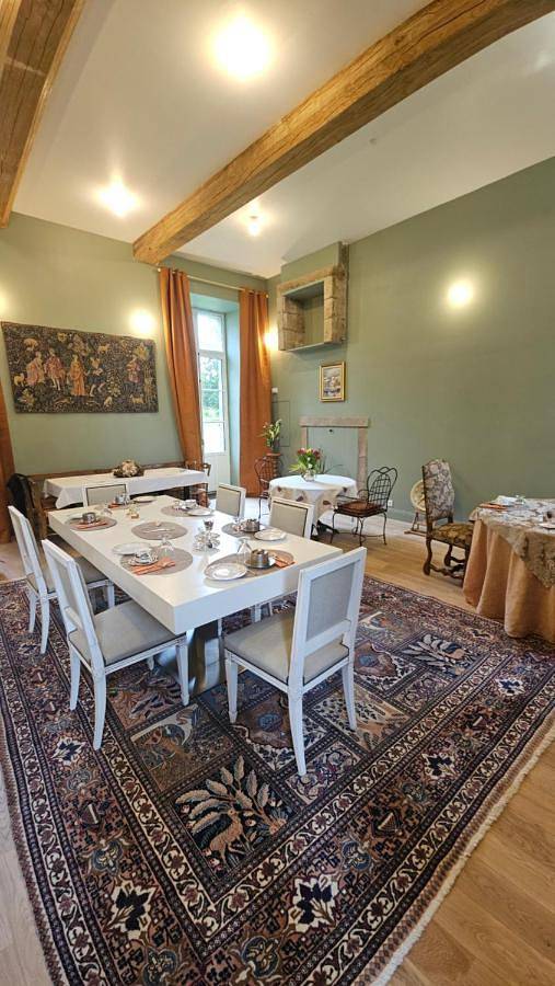 Location de vacances pour 2 personnes, avec Terrasse ainsi que Jardin et Vue à Quintin - 4