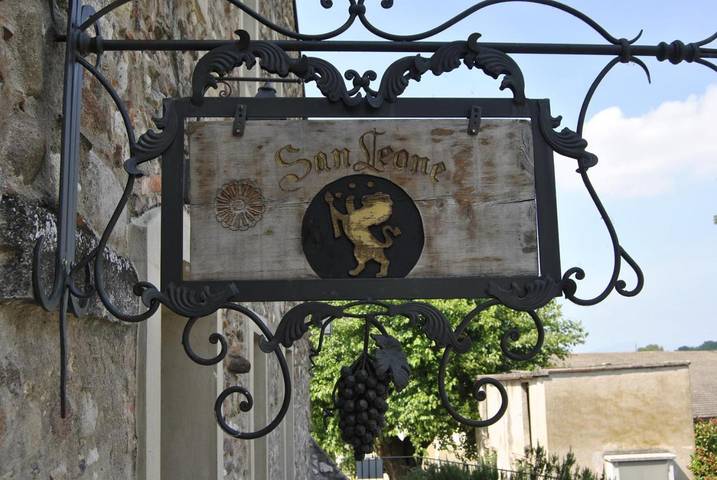 Agriturismo per 3 persone, con piscina per bambini e giardino nonché piscina e panorama a Valeggio sul Mincio