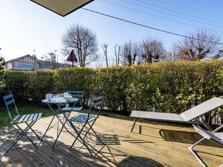 Gîte pour 4 personnes, avec terrasse dans Gare De Houlgate - 4