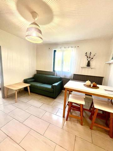 Gîte pour 4 personnes, avec terrasse à Saint-Sulpice-la-Pointe