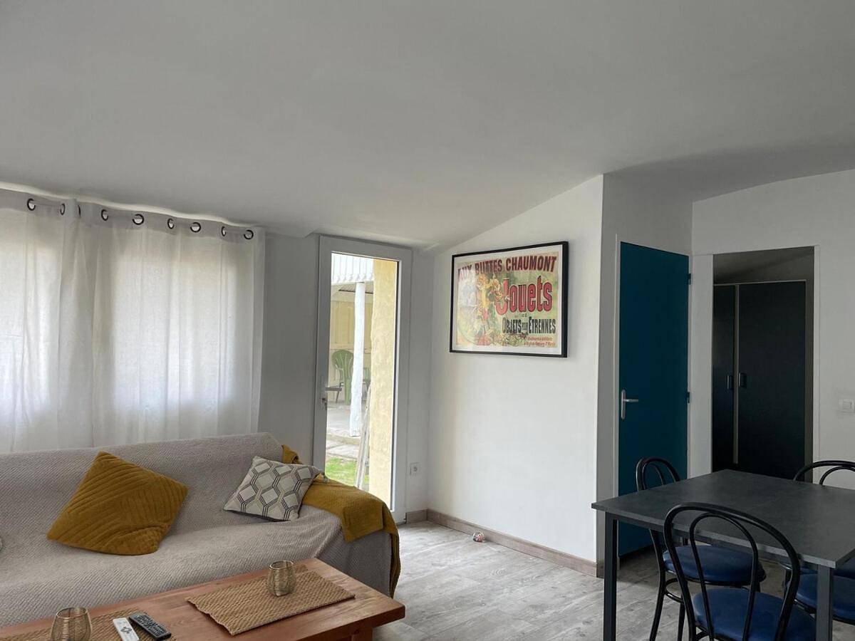 Appartement entier, One-Bedroom Apartment in La Tremblade, Côte de Beauté