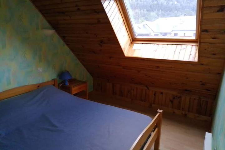 Location de vacances pour 6 personnes, avec terrasse et jardin à Bun - 4