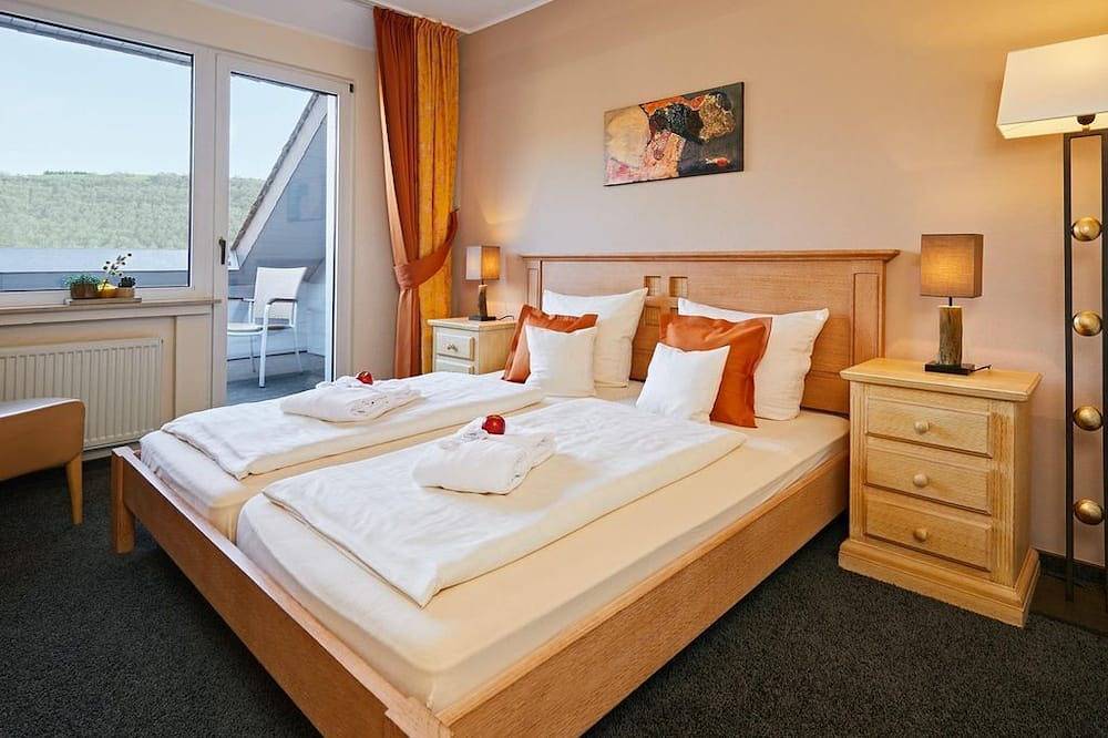 Doppelzimmer Maarblick Du/Wc/Balkon - Naturpurhotel Maarblick in Meerfeld, Bernkastel-Kues & Umgebung