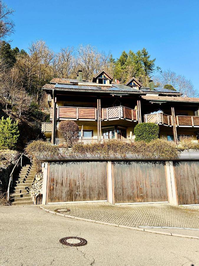 Ferienwohnung für 6 Personen, mit Balkon und Terrasse sowie Ausblick