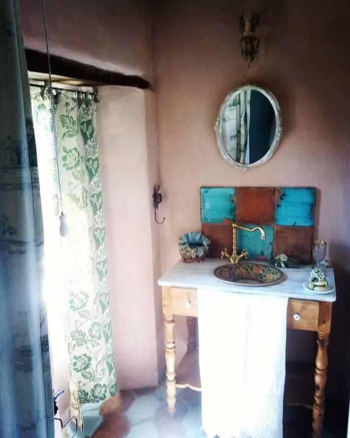 Location de vacances pour 2 personnes, avec vue et jardin à Piandimeleto - 3