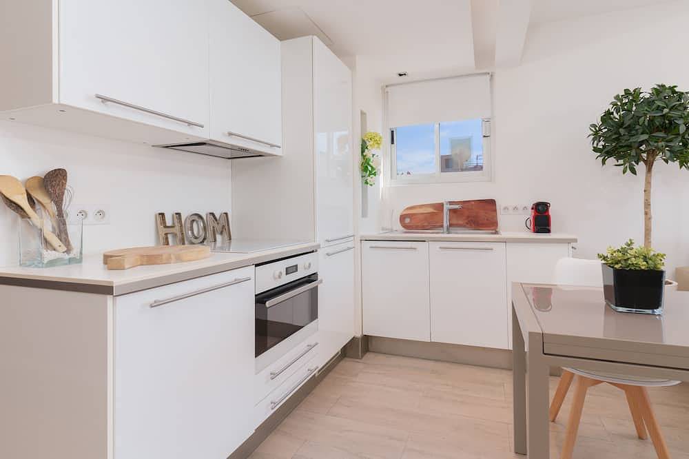 Appartamento intero, 3 P Vista mare Golfe Juan 4/6 pers. Terrazza Clim Wifi - Classificata arredata per il turismo in Golfe-Juan, Vallauris