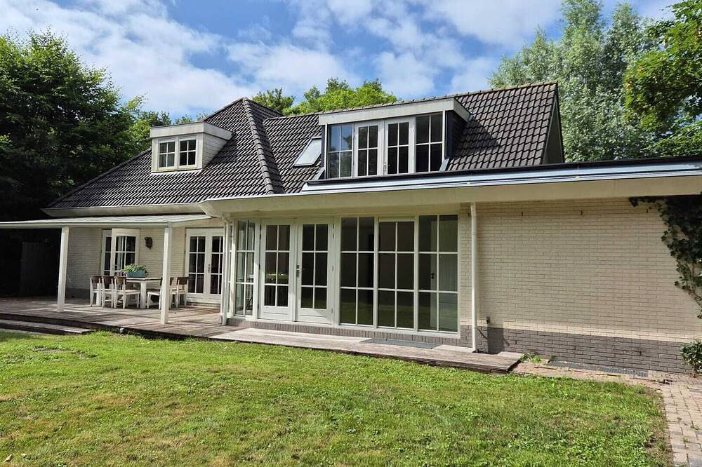 Sehr geräumige Villa in der Nähe von Meer. Bis zum 12 Personen in Aagtdorp, Noord-Holland - Nordseeküste