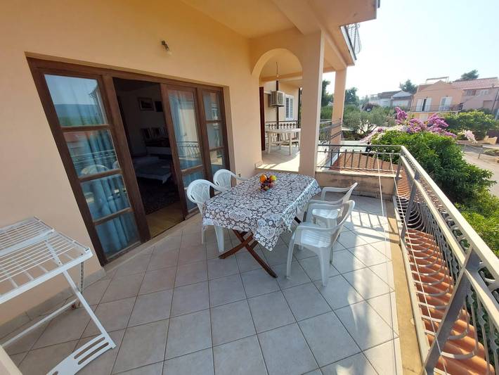 Vakantiewoning voor 6 personen, met balkon/terras op Hvar