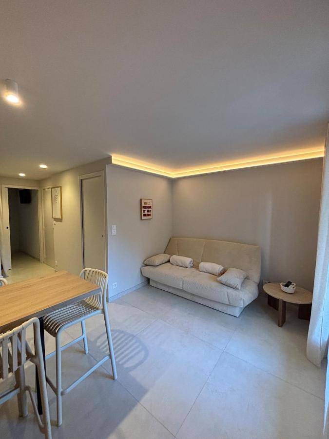 Gîte pour 4 personnes, avec balcon et vue dans Plage Camp Long