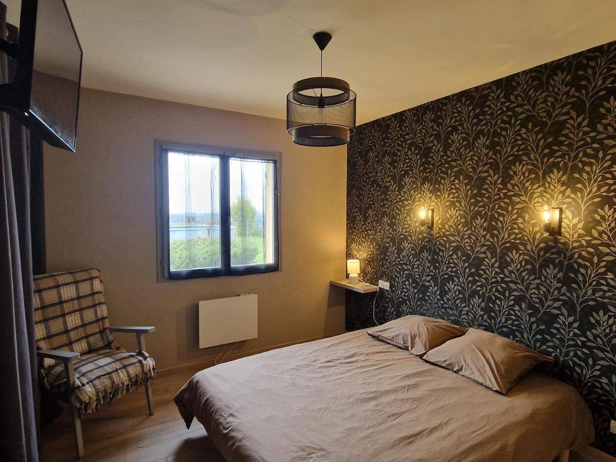 Double Room with Garden View in Saint-Martial-de-Valette, Parc naturel régional Périgord-Limousin