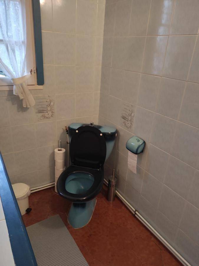 Location de vacances pour 8 personnes, avec terrasse ainsi que vue et piscine, animaux acceptés dans Sentier des Ocres - 3