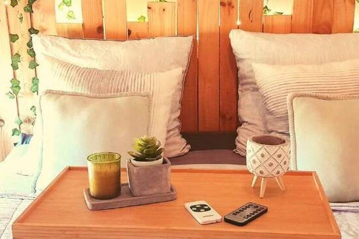 Gîte pour 2 personnes, avec terrasse et jardin dans Quérénaing