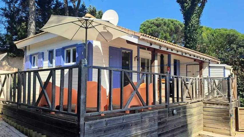 Chalet pour 7 personnes, avec jardin et piscine à Gassin