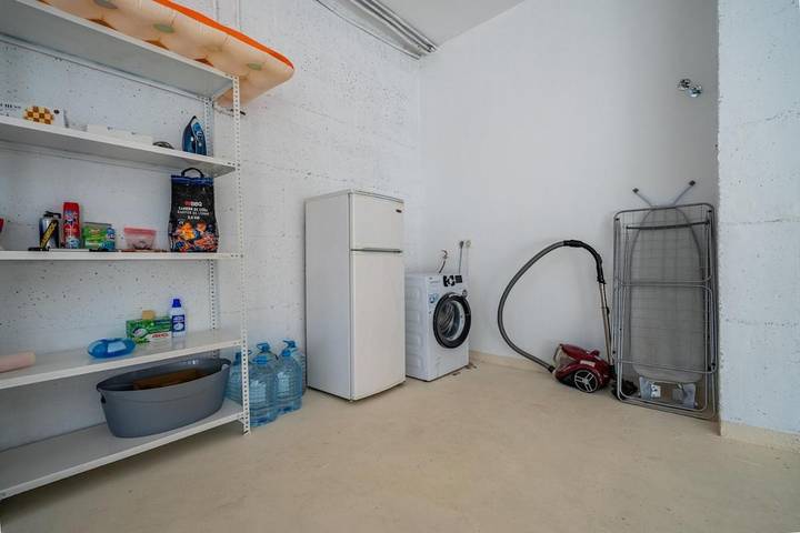Casa rural para 11 personas, con Balcón y Terraza además de Jardín y Piscina en Santa Susana - 4