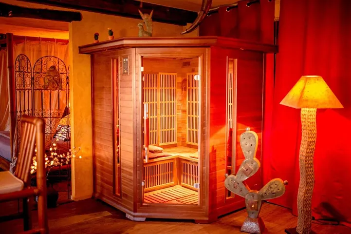 Chambre d’hôte pour 2 personnes, avec terrasse et sauna ainsi que jardin et jacuzzi - 1