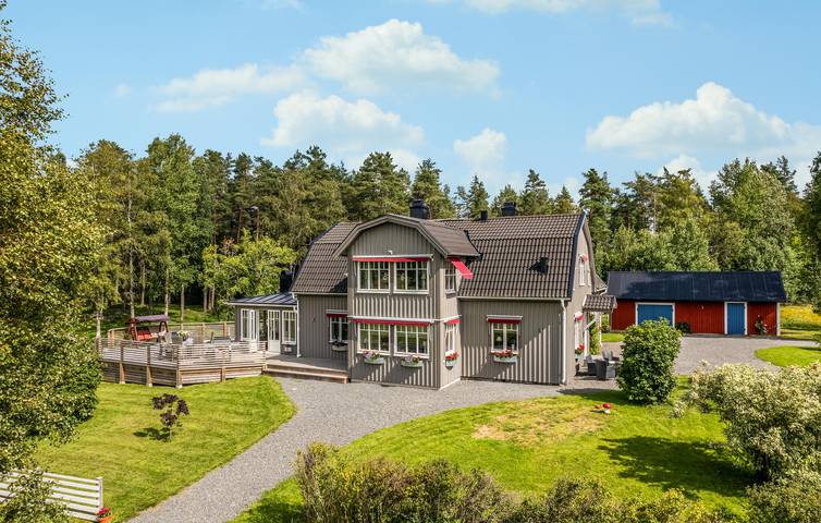 Ferienhaus für 13 Personen, mit Terrasse und Garten in Smaland - 4