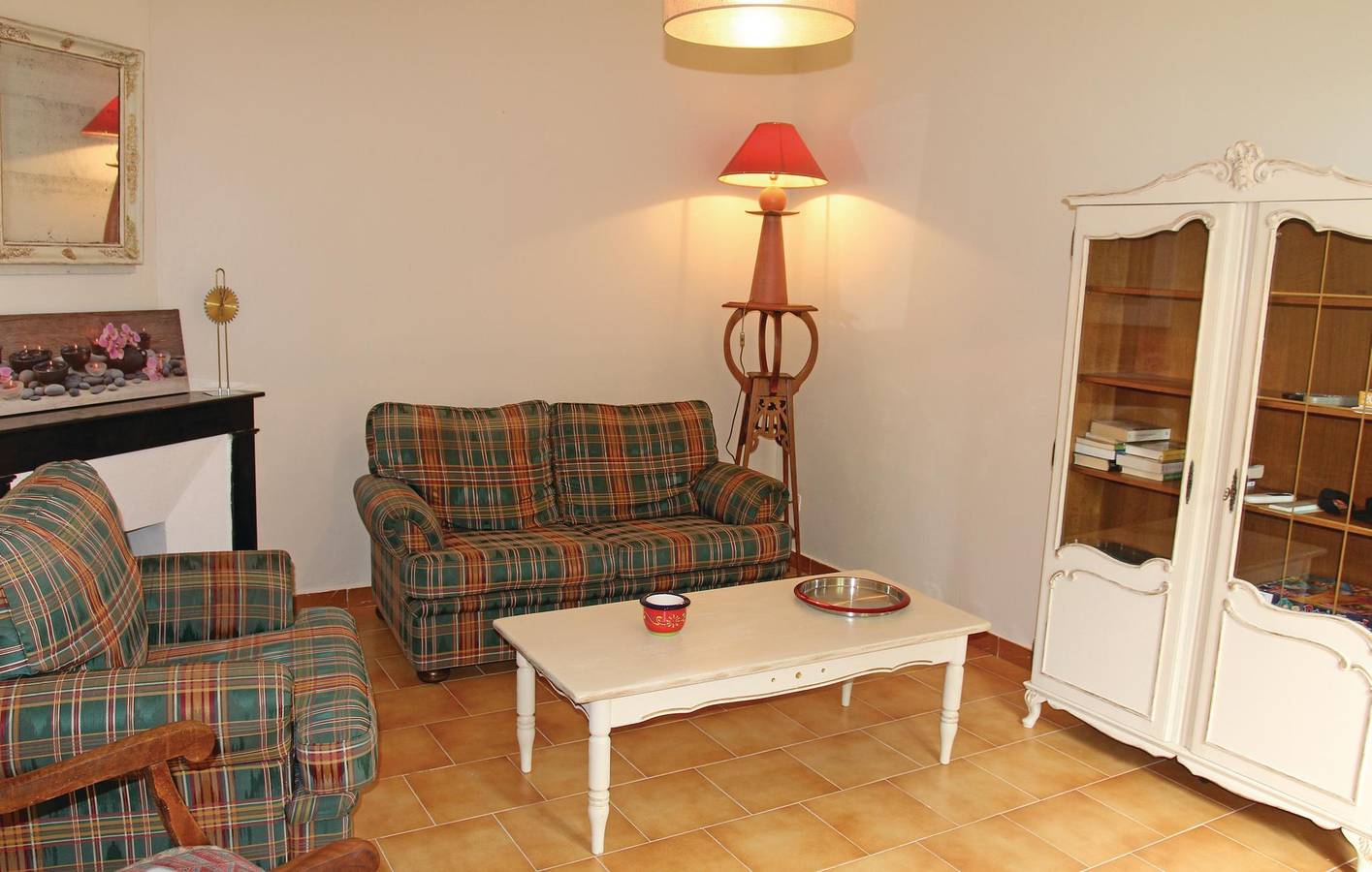 Retiro junto a la piscina a 1 km del centro de Visan in Visan, Enclave de Valreas