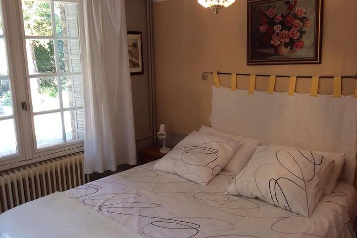 Charmante Wohnung mit Schwimmbad! in Nîmes, Nimes und Umgebung