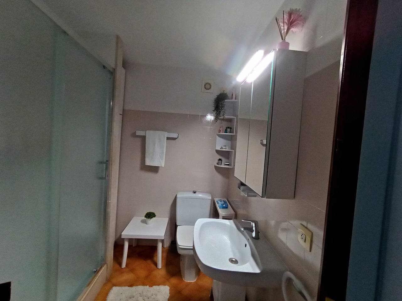Appartement Miramar in Son Bou met groot terras, zeezicht en privézwembad in het groen, foto 14