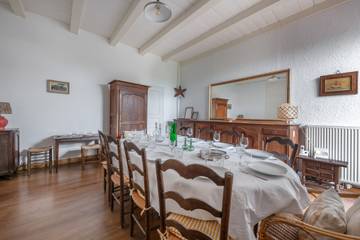 Vacation House for 13 Guests in Préfailles, Pays de la Loire, Picture 3