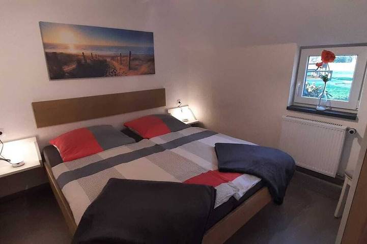 Ferienwohnung für 4 Personen, mit Garten in Thunum