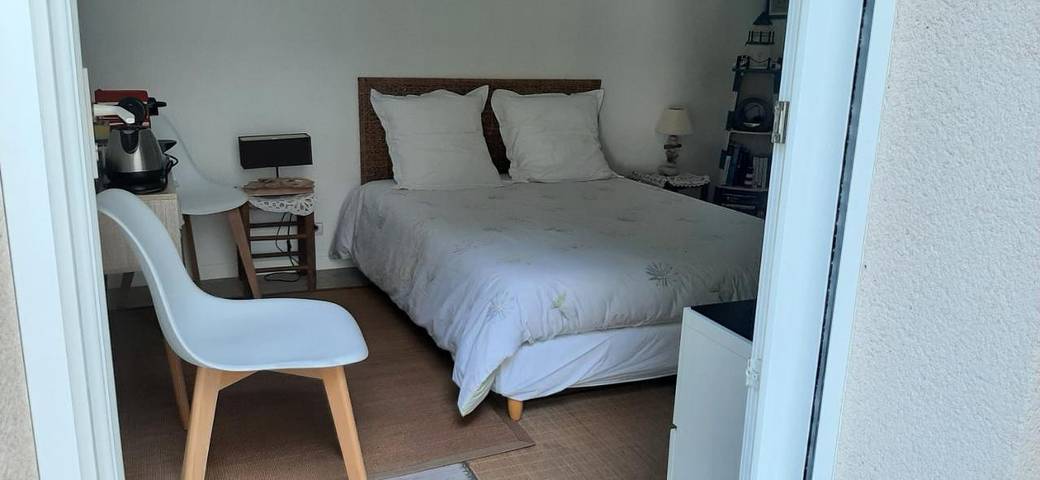 Chambre d’hôte pour 2 personnes, avec vue et jardin à Crach