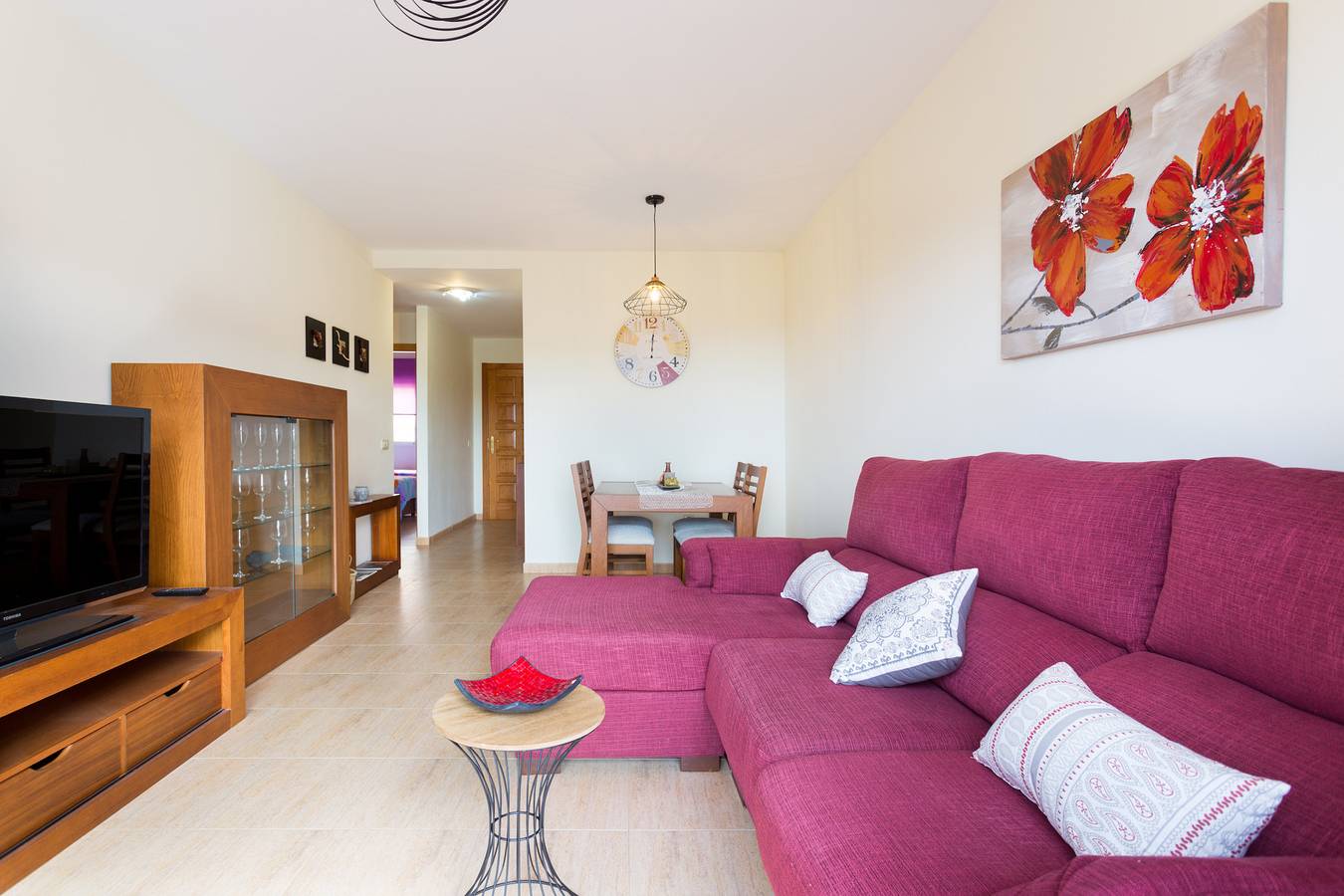 Apartamento entero, Vivienda vacacional con piscina, vista mar y Wifi fibra gratis in La Postura, Adeje