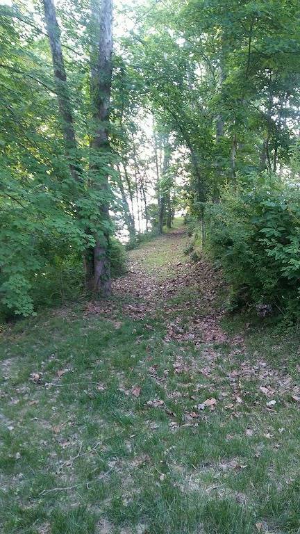 Gemütliche Lakeside Cabin mit Whirlpool in der Nähe von Bloomington und Brown County in Monroe County (IN)