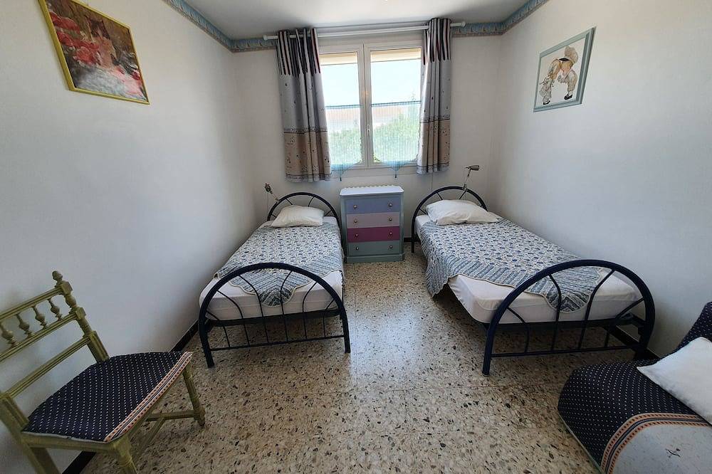 Rez villa  indép, pisc priv, calme parc arboré clos Six-Fours-Plage 83 in Six-Fours-les-Plages, Côte méditerranéenne (France)