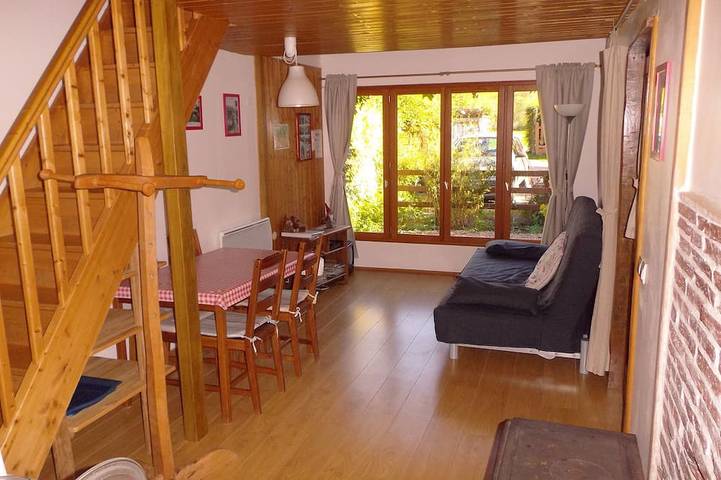 Gîte pour 4 personnes, avec jardin ainsi que terrasse et piscine à Seix - 4