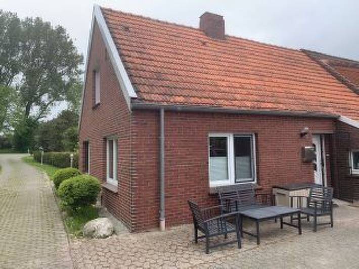 Ferienhaus für 3 Personen, mit Terrasse in Nesse