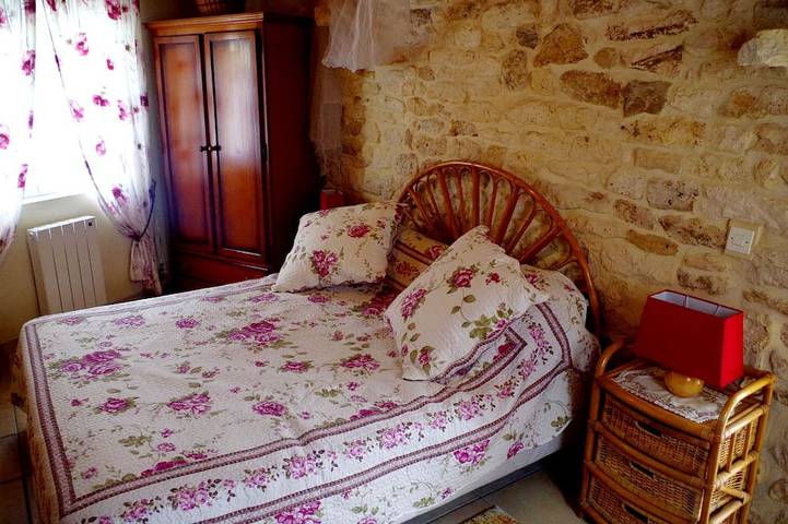 Casa de piedra con gran piscina. clasificado 4 estrellas en turismo marítimo charente in Saint-Pierre-d'Oléron, Côte de Beauté