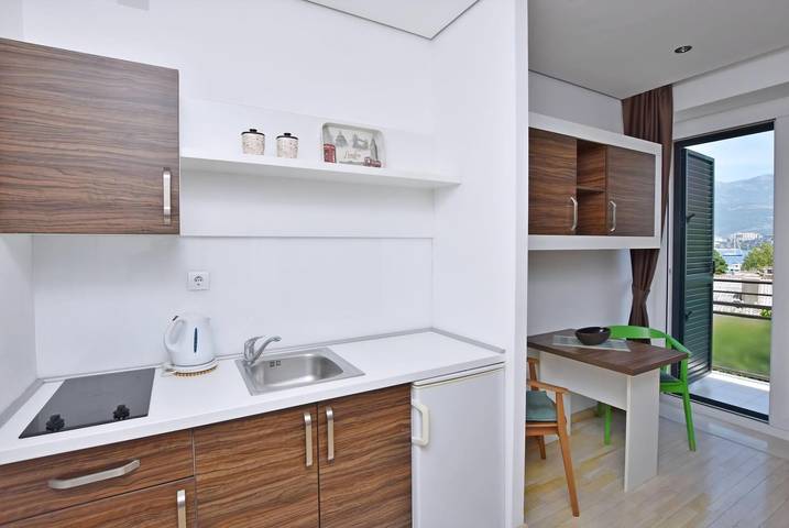 Studio für 2 Personen, mit Balkon in Budva - 3