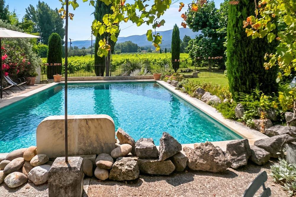 Homerez - House in Oppède in Oppède, Parc naturel régional du Luberon