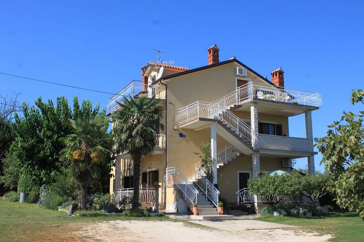 Appartement entier, Appartement d'une chambre avec la terrasse Basanija, Umag A-7149-a in Umag, Région d'Umag
