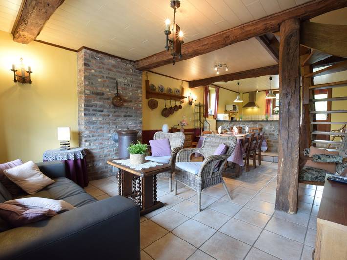 Location de vacances pour 5 personnes, avec terrasse et jardin, adapté aux familles à Durbuy - 2
