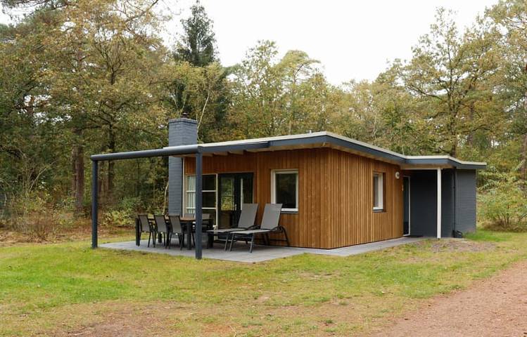 Bungalow für 6 Personen, mit Terrasse und Balkon/Terrasse - 1