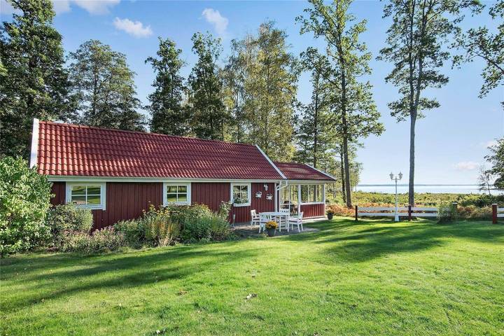 Ferienhaus für 4 Personen, mit Seeblick in Bolmsö