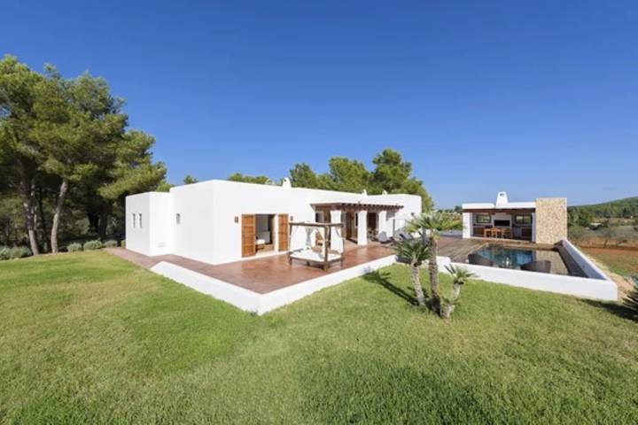 Casa rural para 5 personas, con Jardín en Santa Eulària des Riu - 3