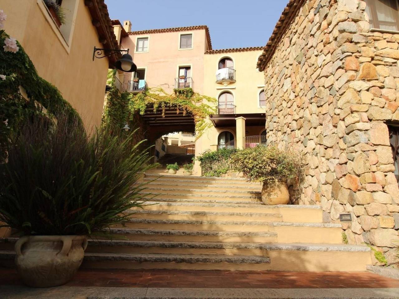 Entire apartment, Wohnung in Villasimius mit Möblierter Terrasse in Crabonaxa/Villasimius, Villasimius