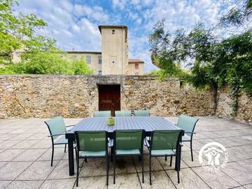 Gîte pour 8 Personnes dans Fontcouverte, Région de Narbonne, Photo 1