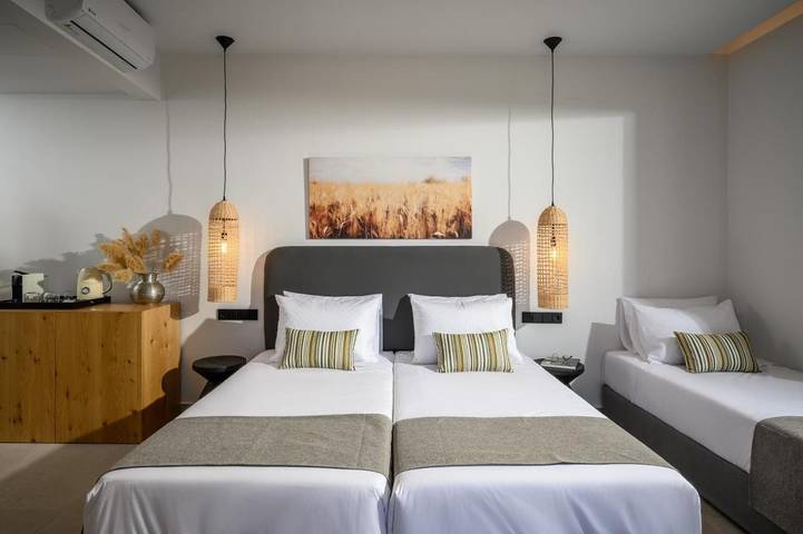 Apartahotel para 3 personas, con jardín además de terraza y vistas, Se admiten mascotas en Creta