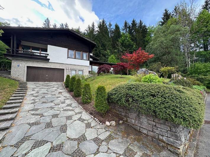 Villa für 8 Personen, mit Balkon und Terrasse sowie Garten und Ausblick in Schönau am Königssee - 2