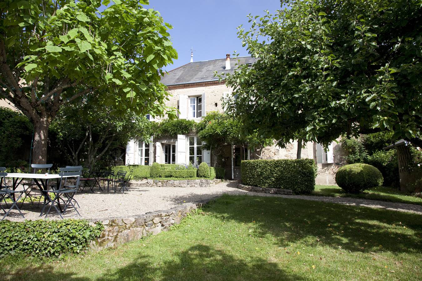 Gîte pour 12 personnes in Larochemillay, Parc naturel régional du Morvan