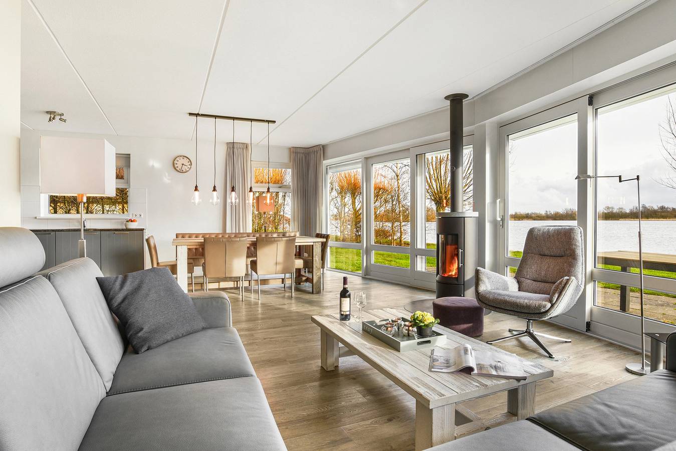 Bungalow für 8 Personen mit Terrasse in Friesland