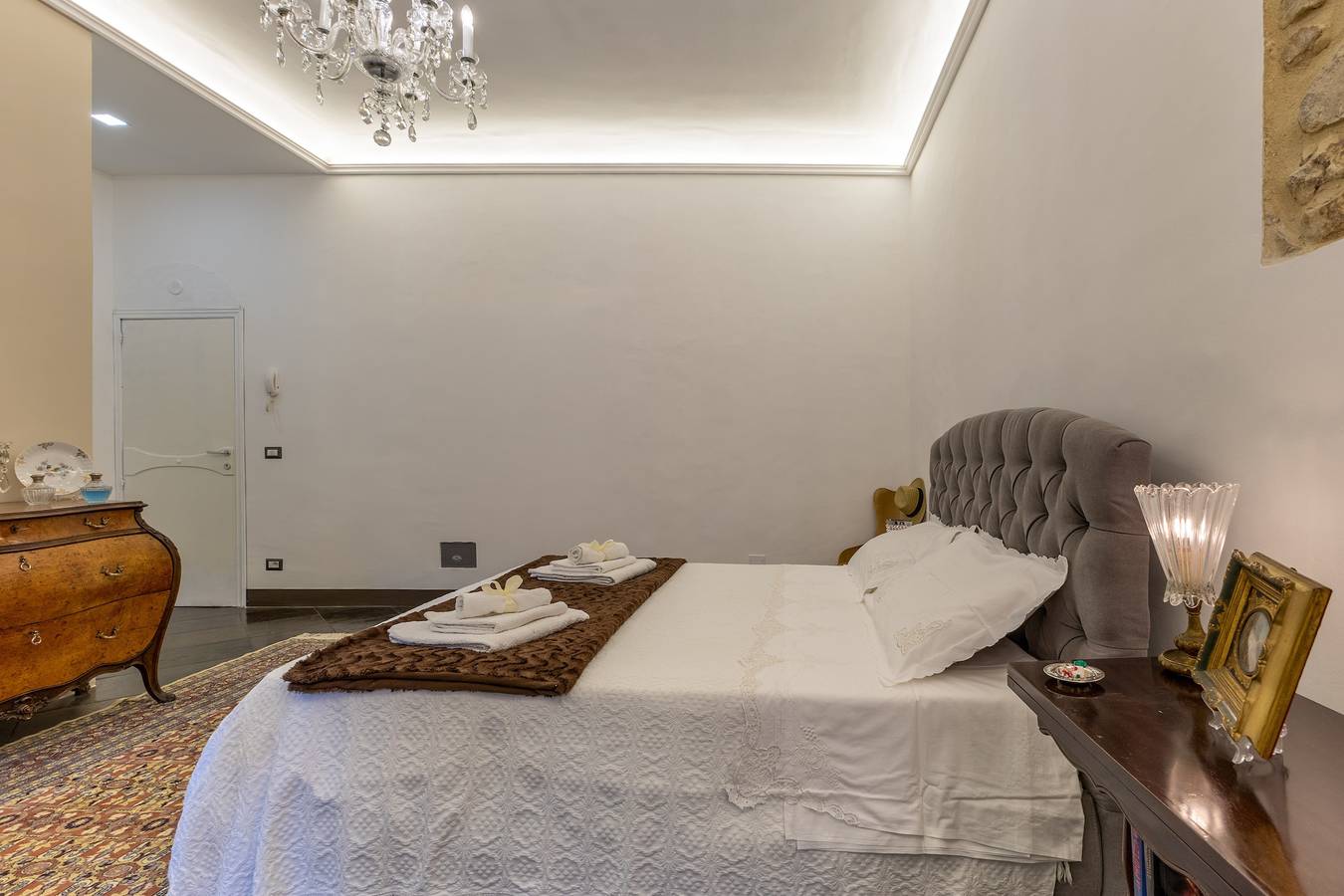 Apartamento entero, Apartamento 'D'Incanto' con balcón, Wi-Fi y aire acondicionado in Ragusa (Sicilia), Provincia de Ragusa