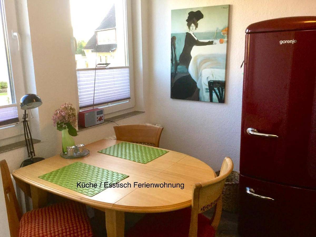 Ferienhaus Us lütt Hus und das Zimmer Linde im Haupthaus in Oldenburg, Niedersachsen